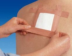 Terapinio pleistro naudojimas nugaros skausmui malšinti